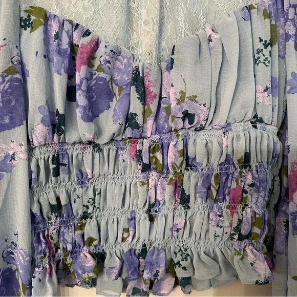 Free People Daphne Blouse Silver Blue Combo Size LG NWT - Picture 5 of 14